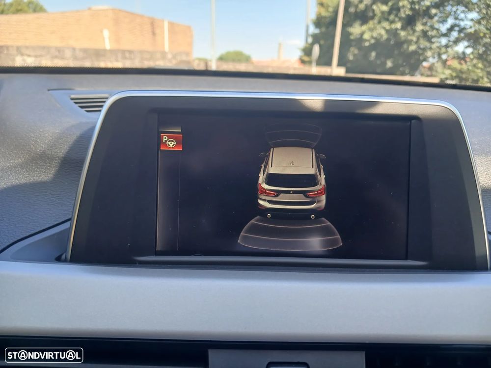 BMW X1 16 d sDrive Line Sport - 8