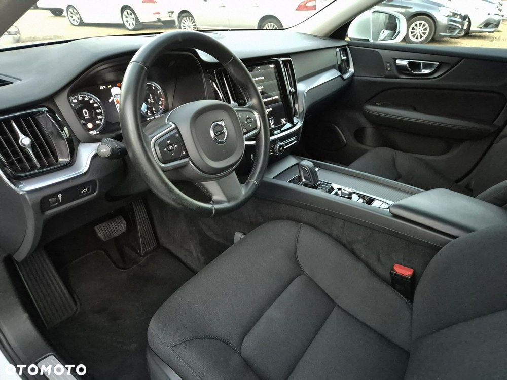 Volvo V60 B3 B Geartronic Momentum Pro - 13