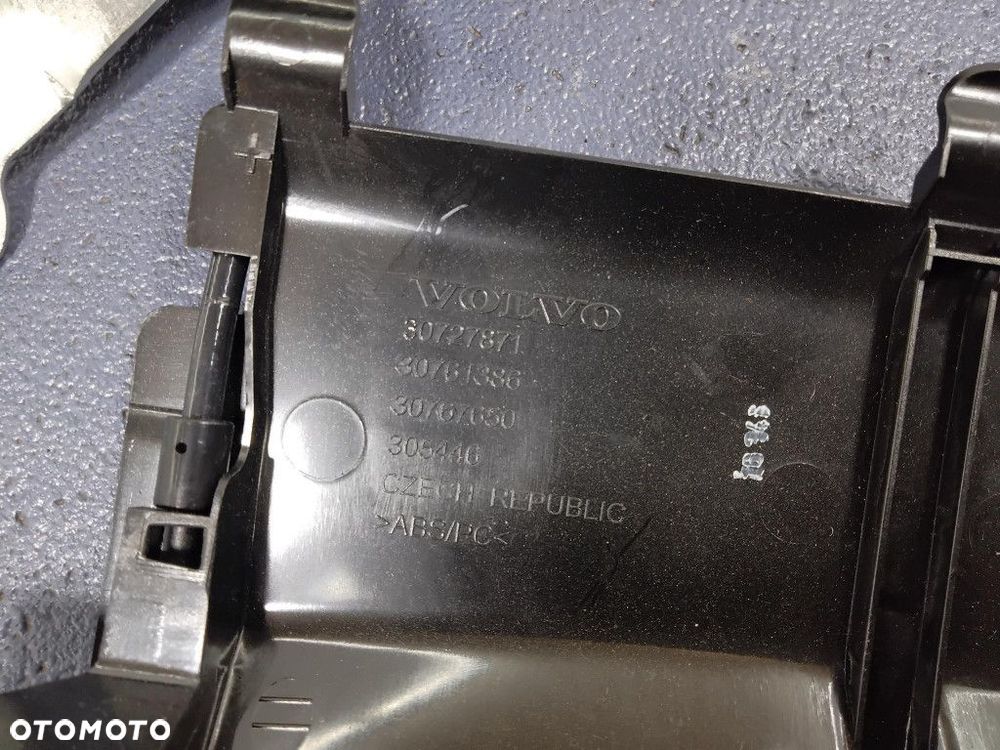 VOLVO S60 II ZAMKI SKŁADANIA OPARCIA KANAPY - 7