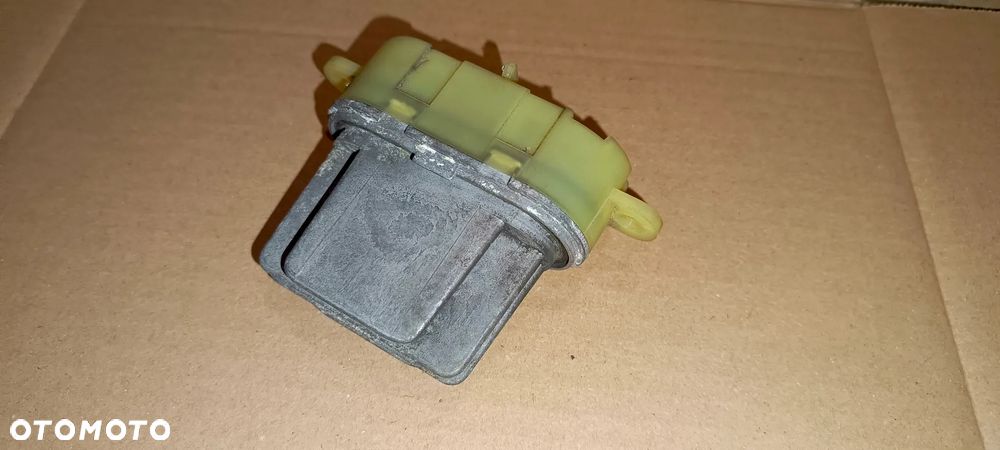 REZYSTOR DMUCHAWY RENAULT LAGUNA III - 1