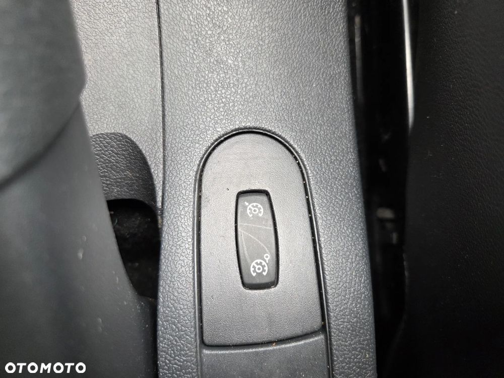 Renault Clio - 20