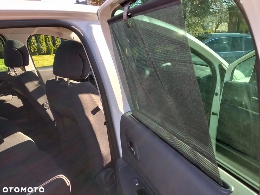 Peugeot 3008 1.6 THP Active - 39