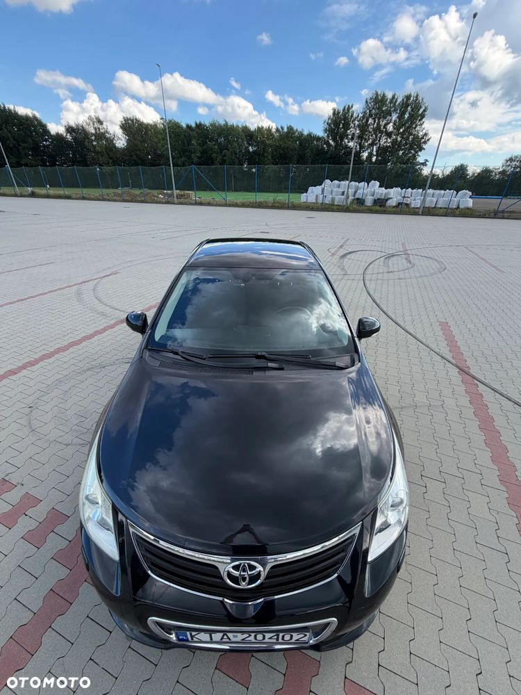 Toyota Avensis 2.0 D-4D Sol - 9