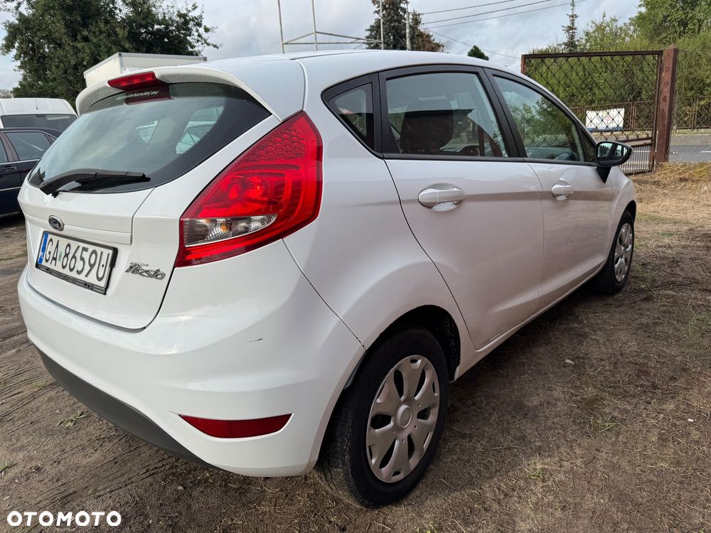Ford Fiesta 1.25 Ambiente - 4
