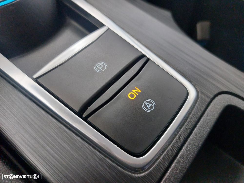 Ford Focus SW 1.5 EcoBlue S&S Aut. TITANIUM EDITION - 39