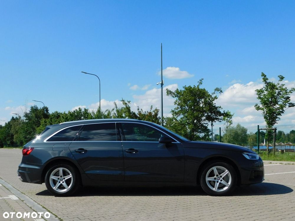Audi A4 Avant - 6