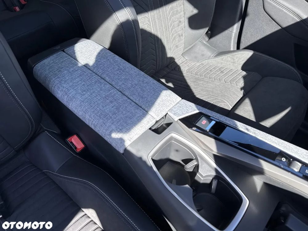 Peugeot 5008 - 28