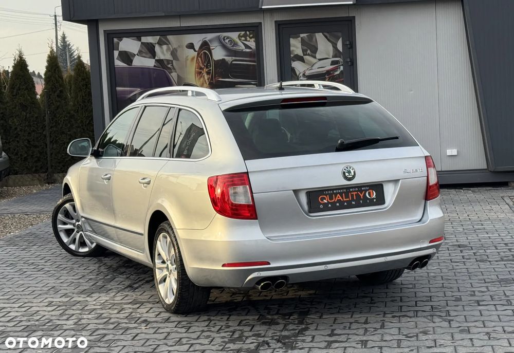 Skoda Superb 3.6 V6 4x4 DSG Elegance - 10