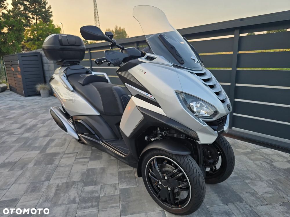 Peugeot Metropolis - 5