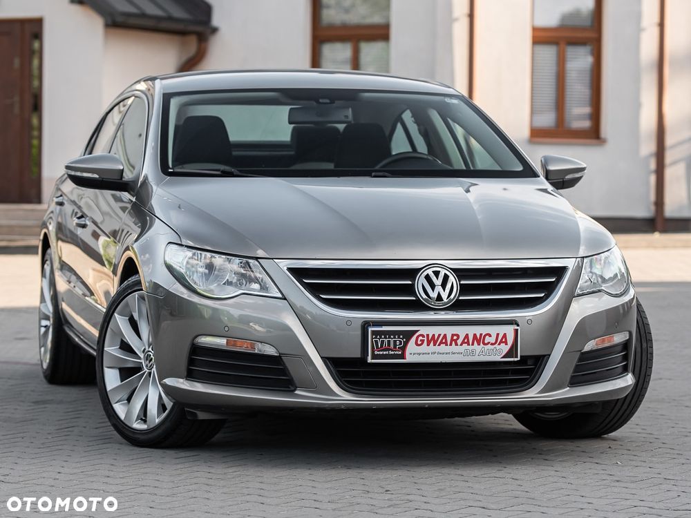 Volkswagen Passat 2.0 TDI DPF BlueMotion Technology Comfortline - 1