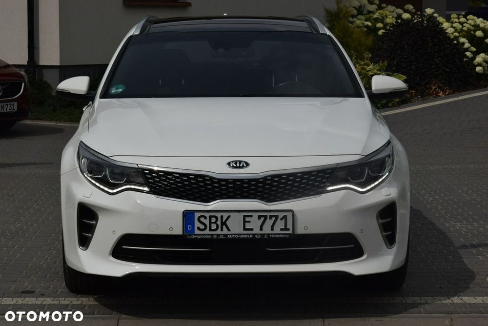 Kia Optima - 2