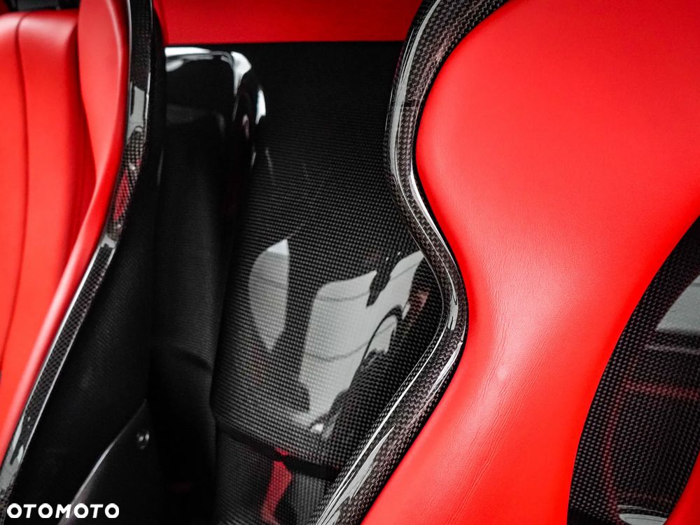 Ferrari SF90 Stradale - 28