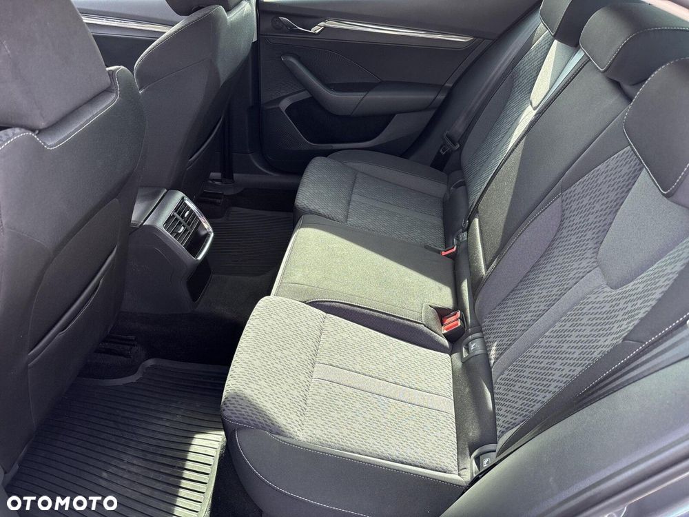 Skoda Octavia 2.0 TSI 4x4 Style DSG - 12