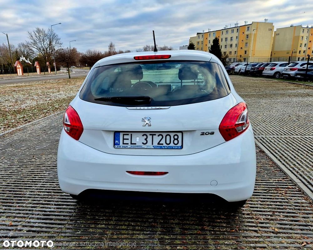 Peugeot 208 HDi 68 Like - 6