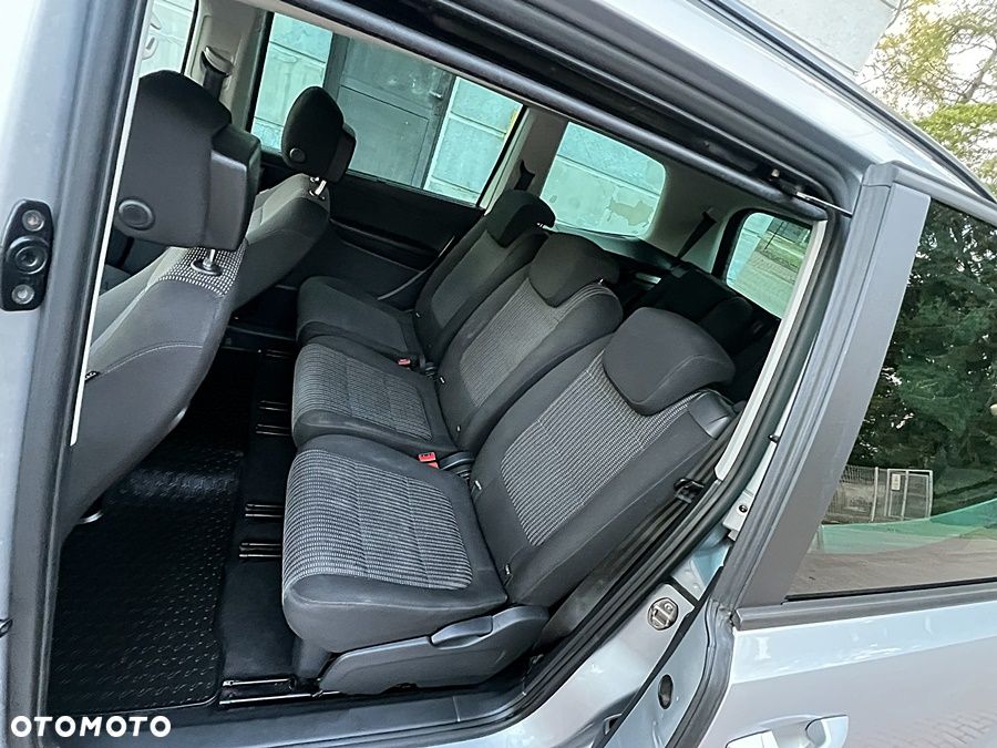 Seat Alhambra 2.0 TDI Ecomotive Reference - 11