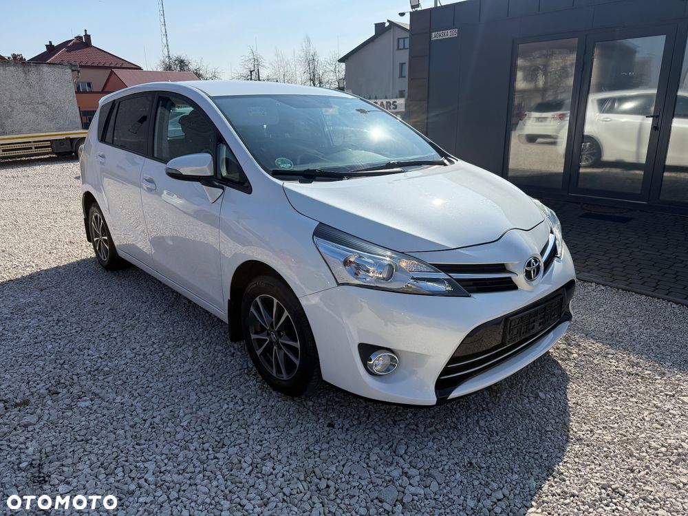 Toyota Verso 1.8 5-Sitzer Executive - 1