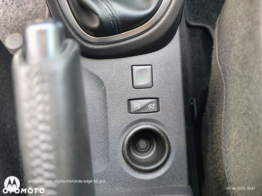 Renault Captur ENERGY TCe 90 Experience - 25