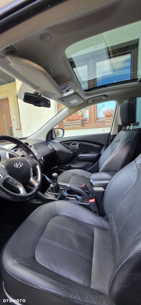 Hyundai ix35 1.7 CRDi 2WD blue Finale Gold - 5