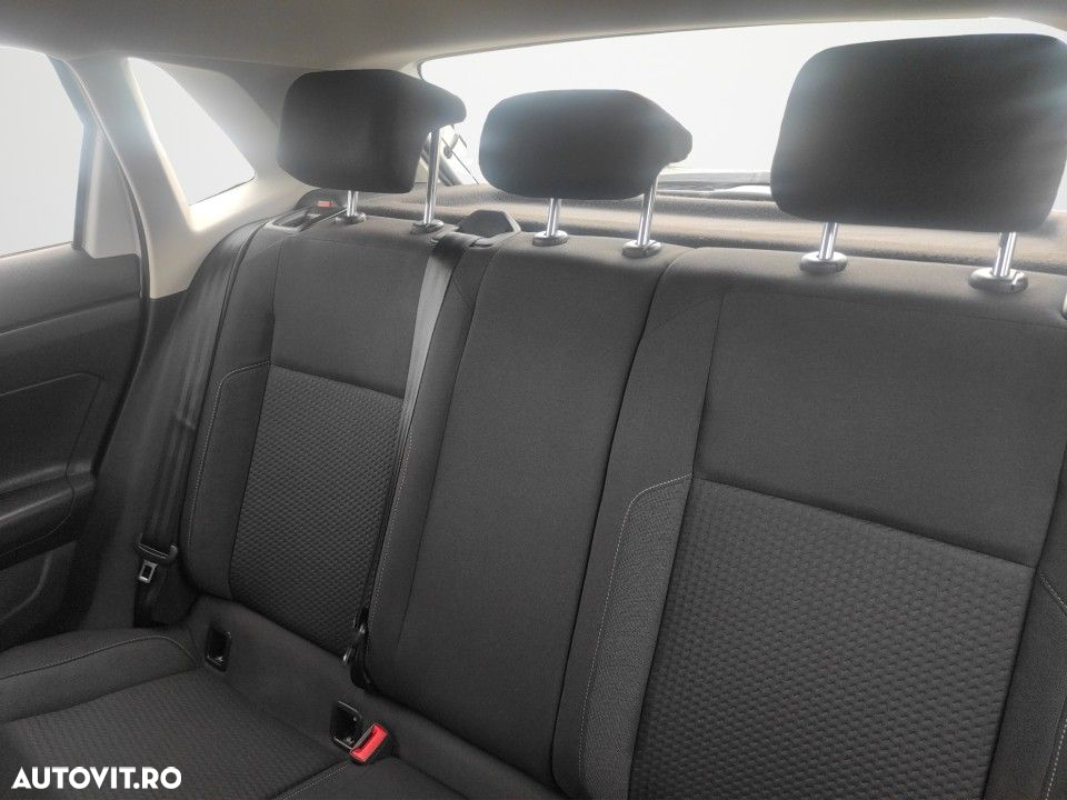Volkswagen Polo - 13