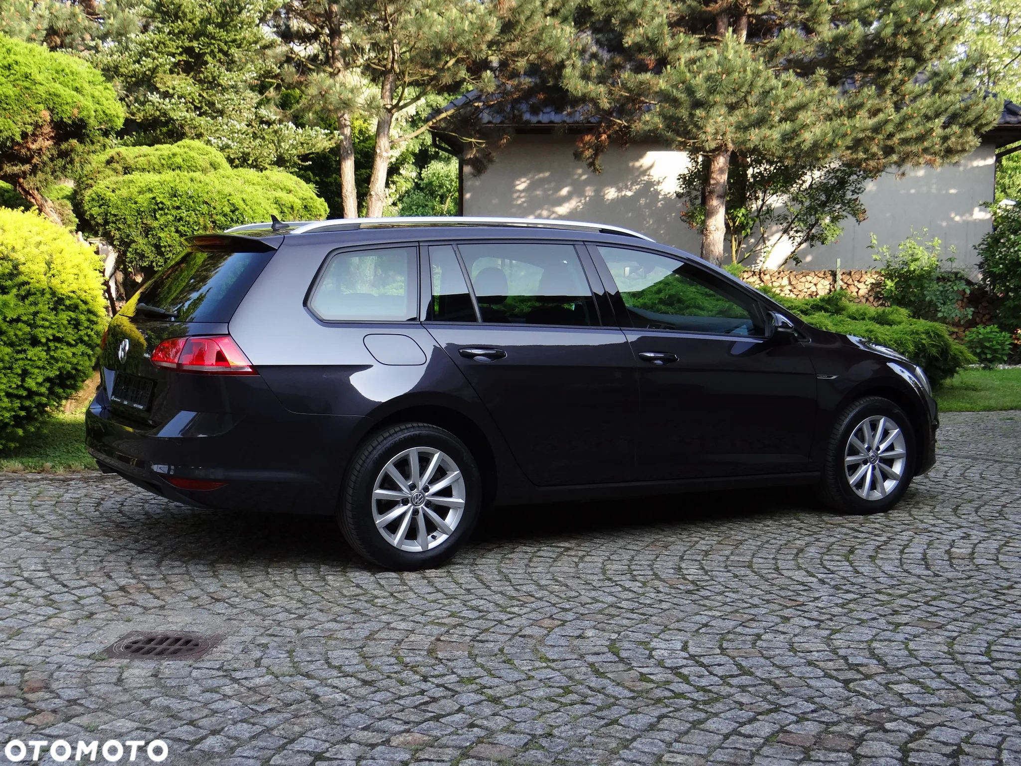 Volkswagen Golf 1.6 TDI BlueMotion Technology Lounge - 2