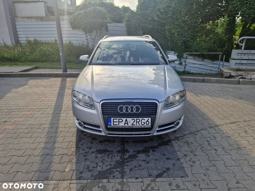 Audi A4 Avant - 1
