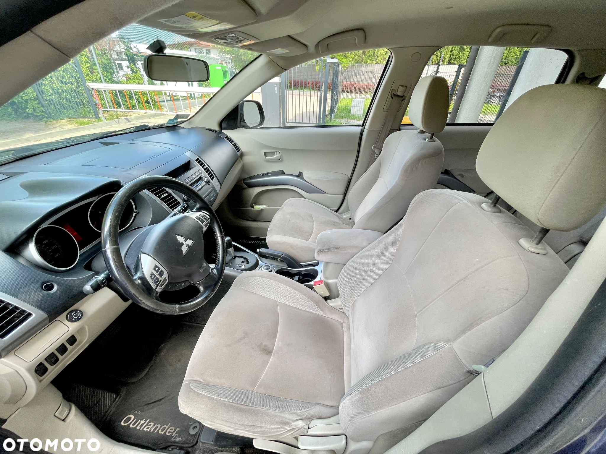 Mitsubishi Outlander 3.0 V6 XLS - 7