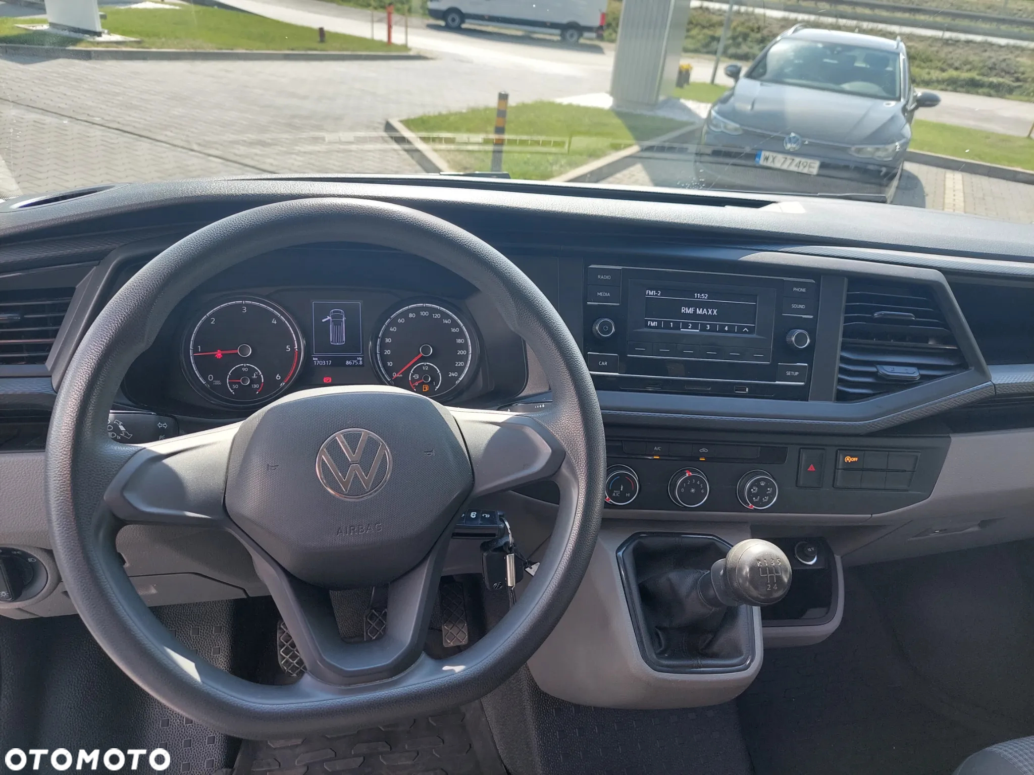 Volkswagen Transporter - 11