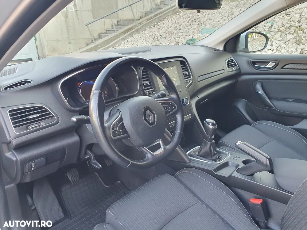 Renault Megane ENERGY dCi Intens - 12
