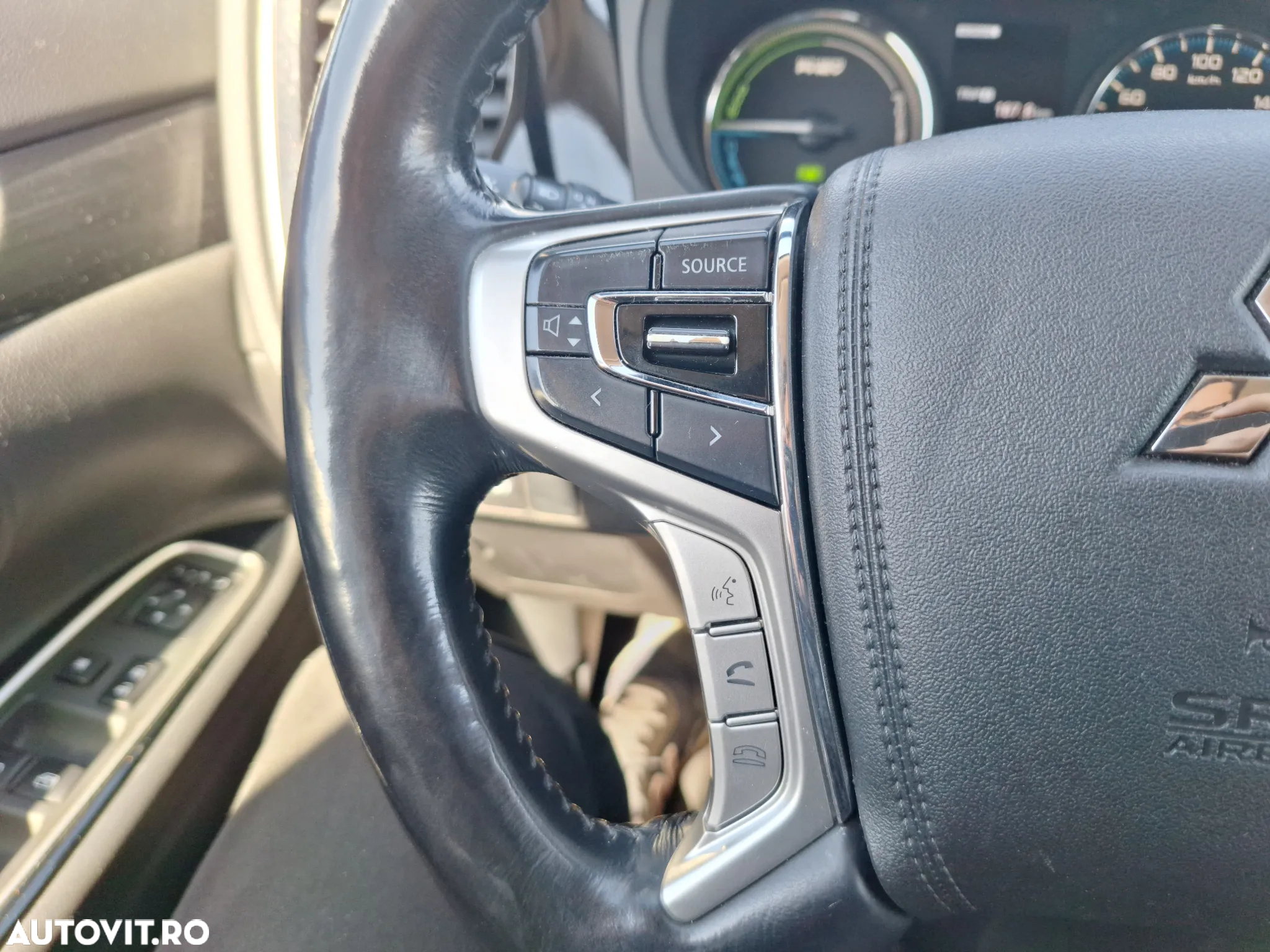 Mitsubishi Outlander - 17