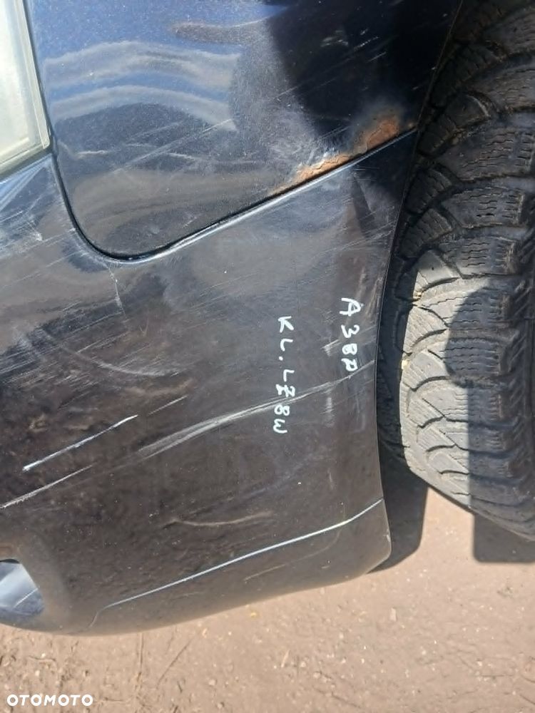 Audi A3 8P zderzak przedni kod lakieru LŻ8W - 4