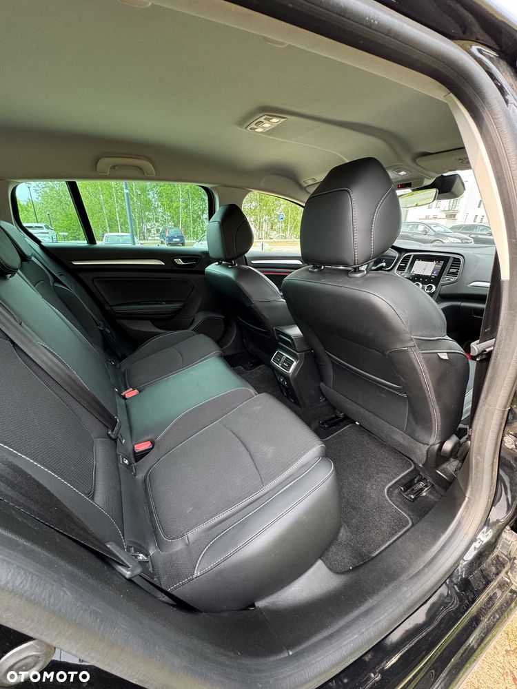 Renault Megane 1.3 TCe Intens - 24