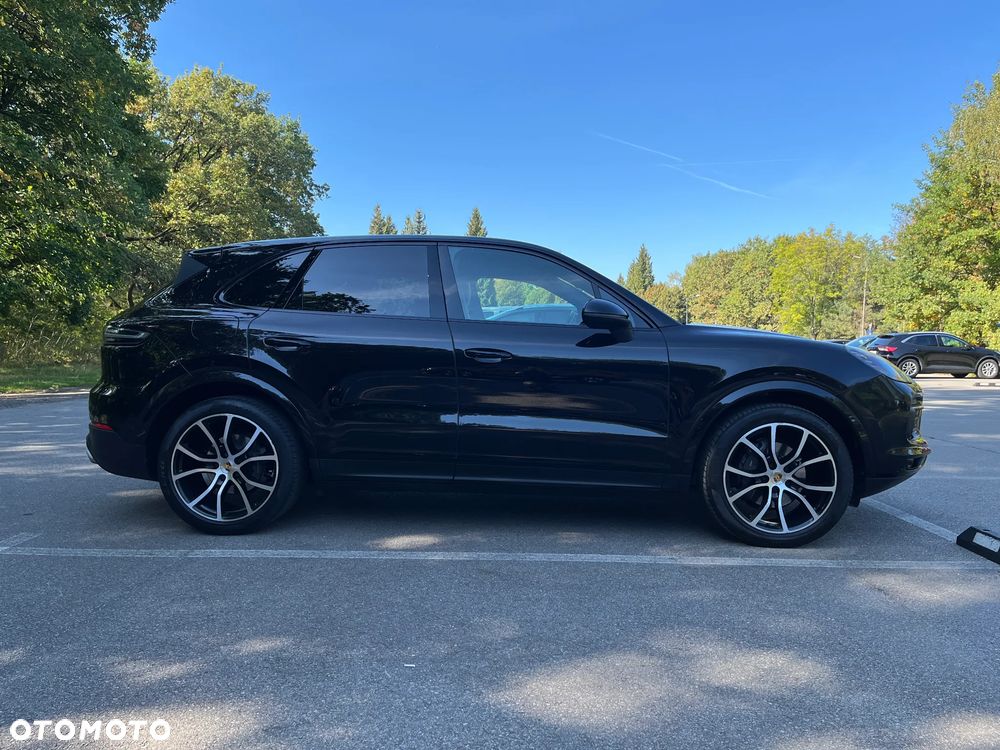 Porsche Cayenne - 3