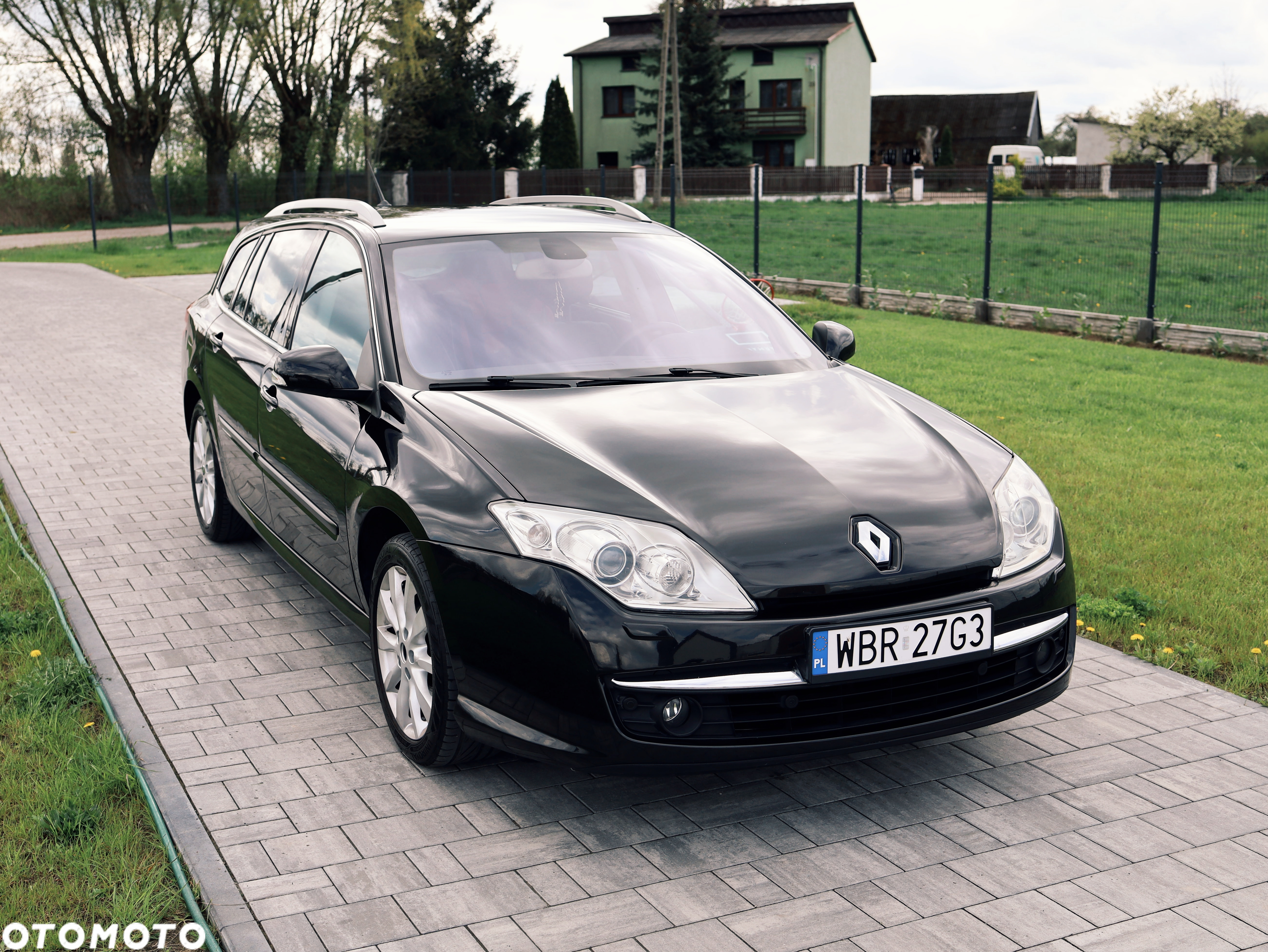 Renault Laguna 3.5 V6 Initiale - 11