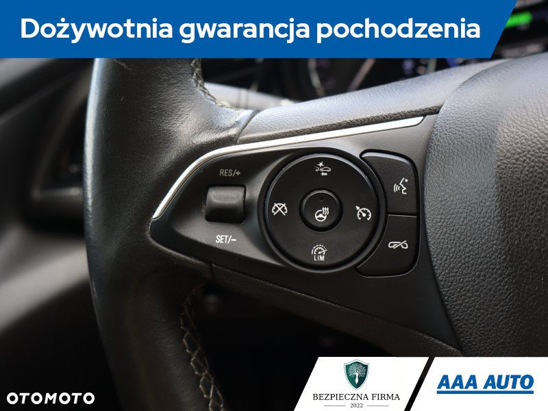 Opel Insignia - 20