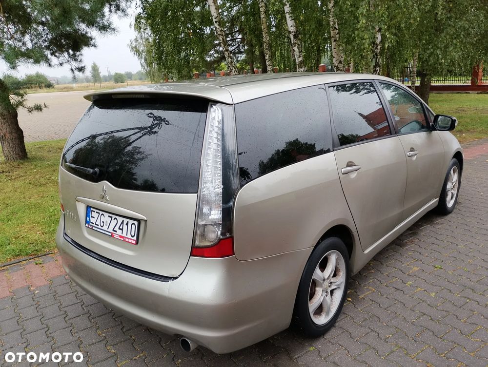 Mitsubishi Grandis 2.0 DI-D 7-Sitzer Intense - 5