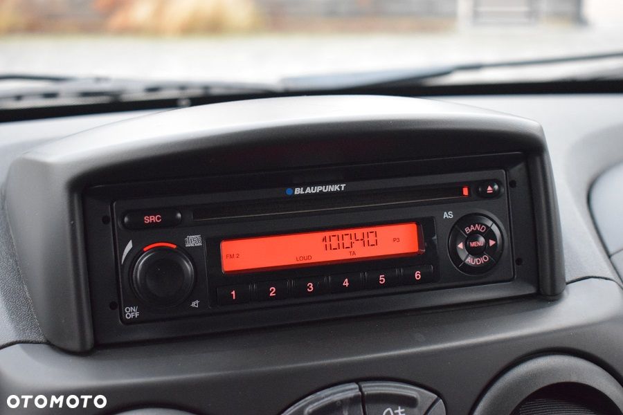 Fiat Doblo 1.9 JTD Family Premius - 15