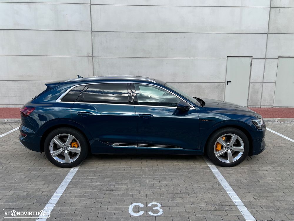 Audi e-tron 50 quattro S line - 9