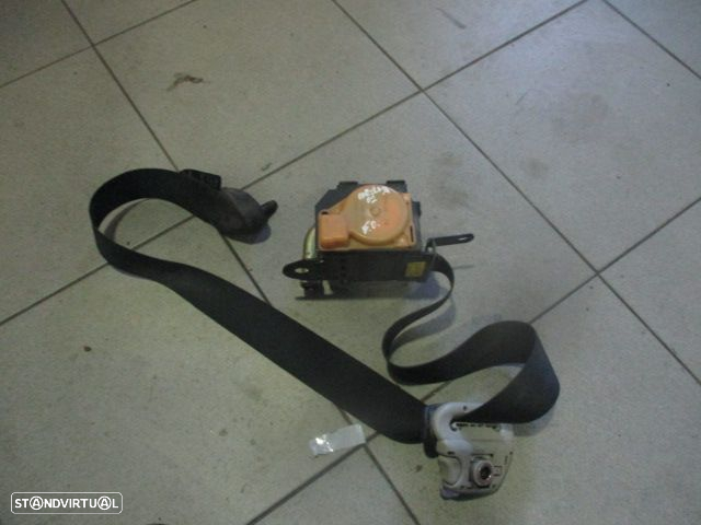 Pre-Tensor 7321002121 TOYOTA COROLLA 2002 FD - 3