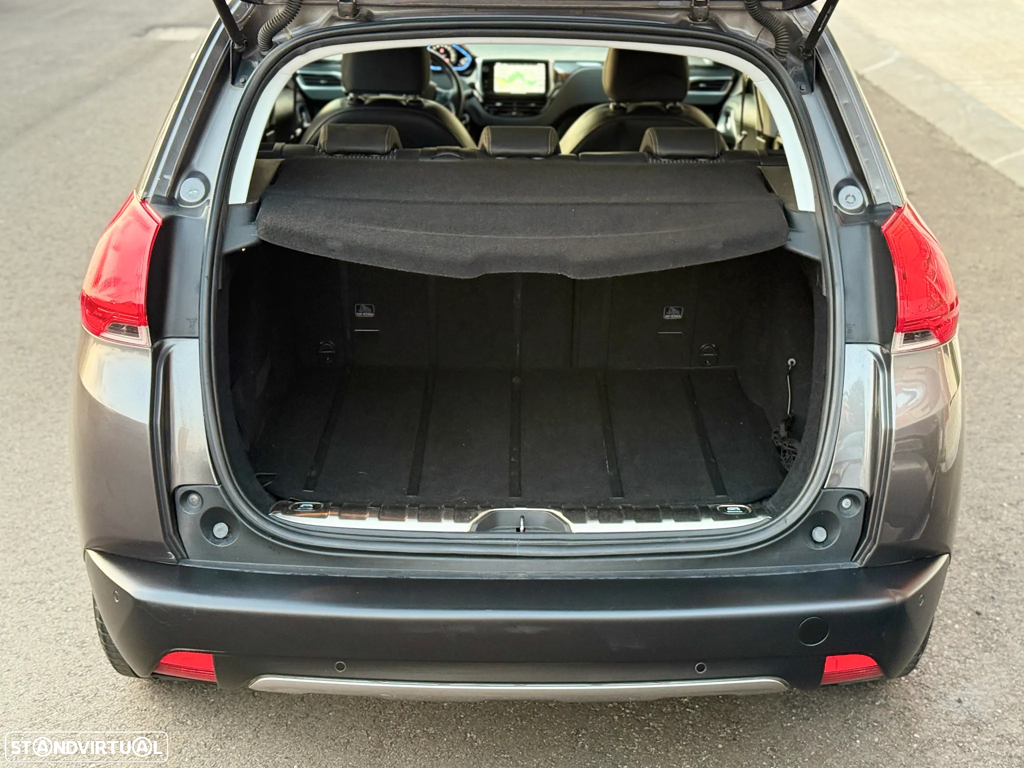 Peugeot 2008 1.6 e-HDi Allure - 10