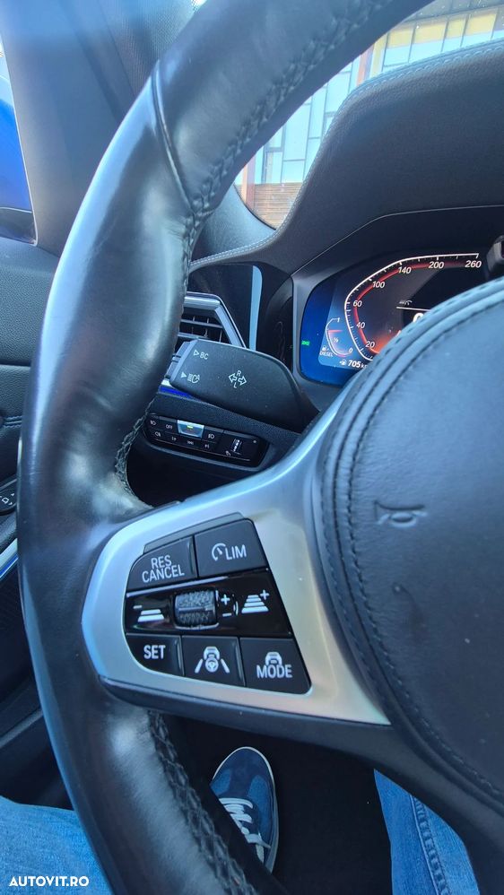 BMW Seria 3 318d Aut. Edition M Sport Shadow - 23