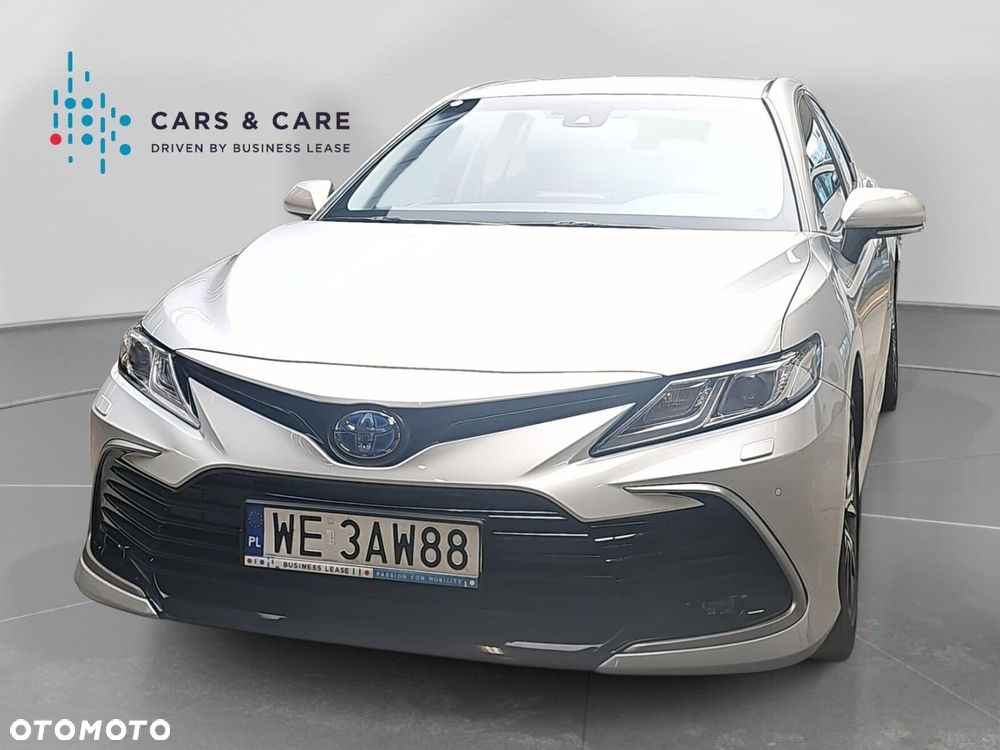 Toyota Camry 2.5 Hybrid Prestige CVT - 2