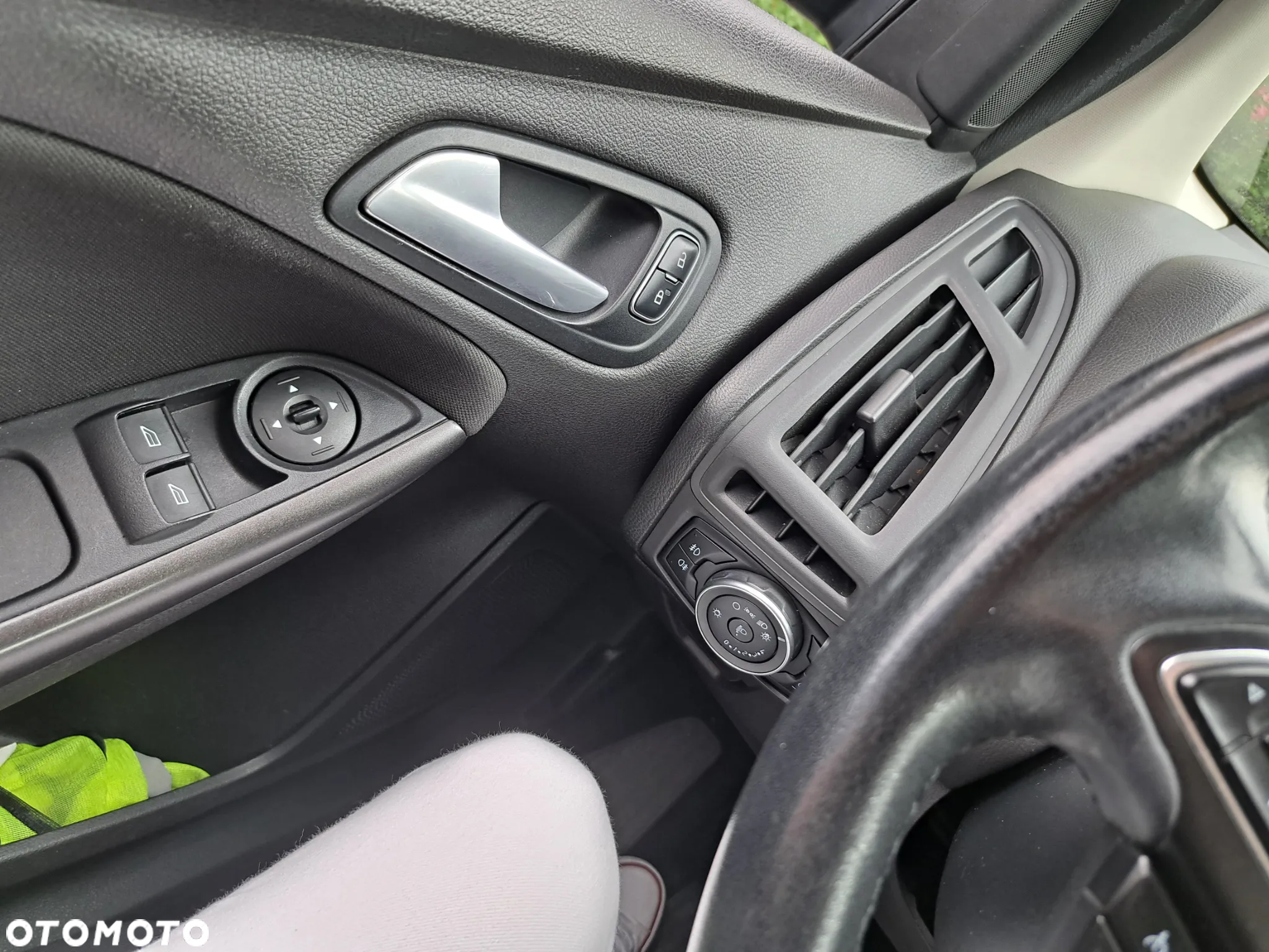 Ford Focus - 9