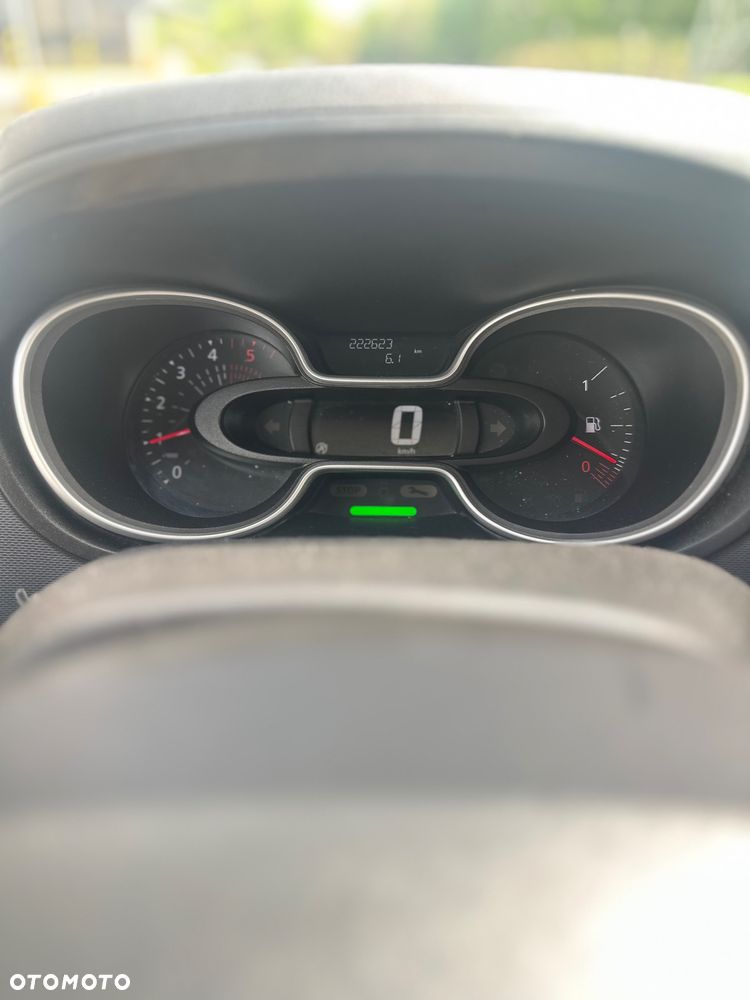 Renault Trafic - 13