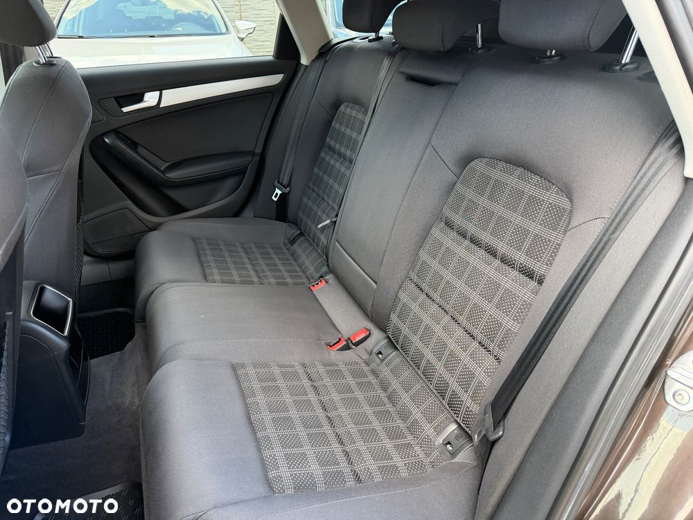 Audi A4 Avant 2.0 TDI DPF Attraction - 17