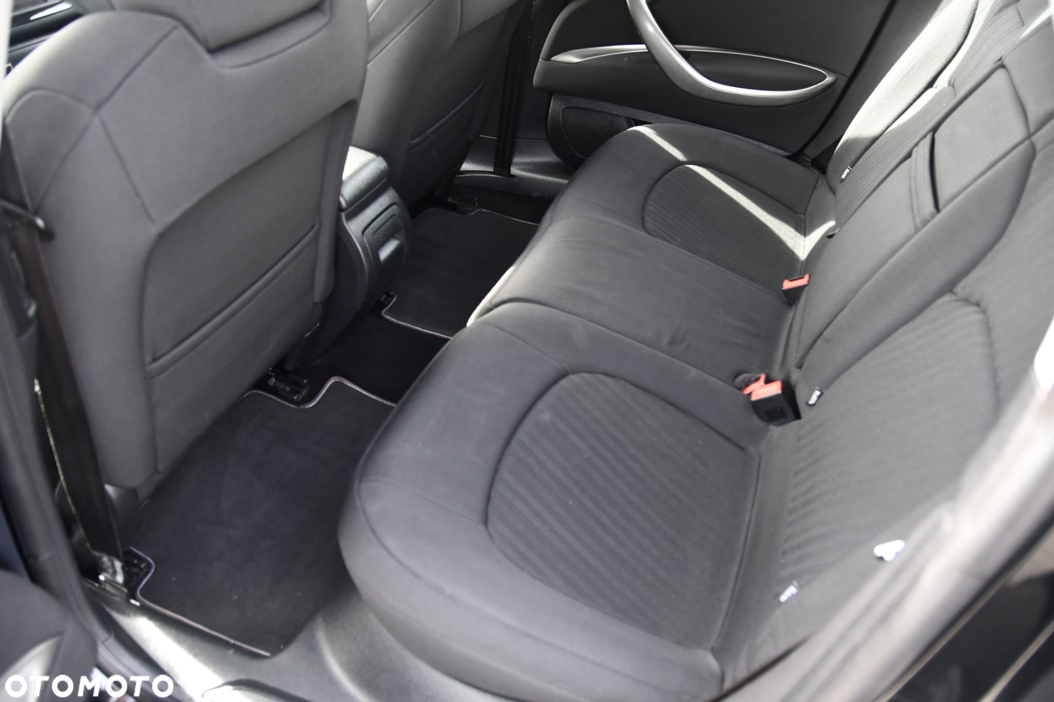 Citroën C5 2.0 HDi Dynamique - 19