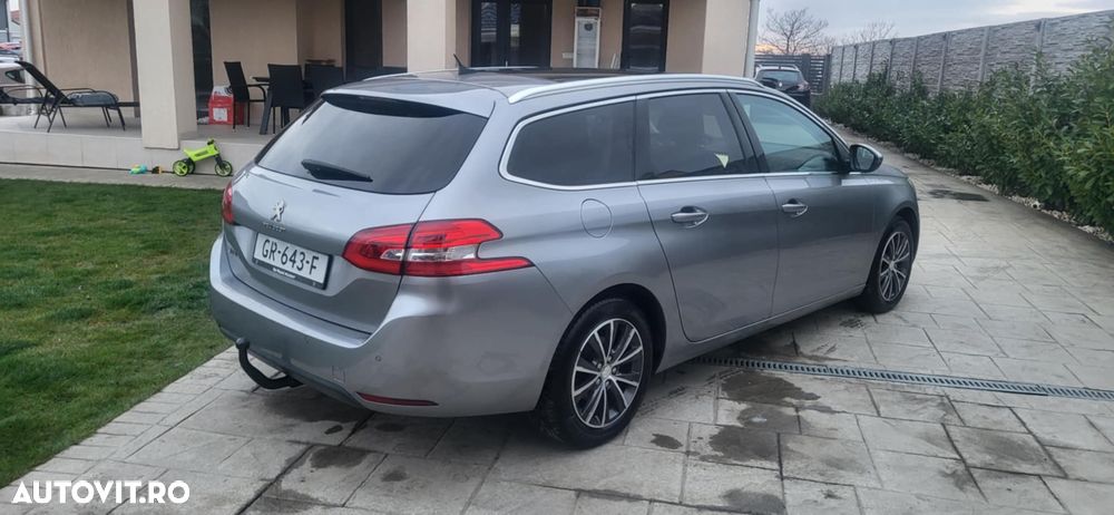 Peugeot 308 - 6