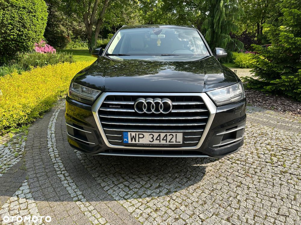 Audi Q7 - 8