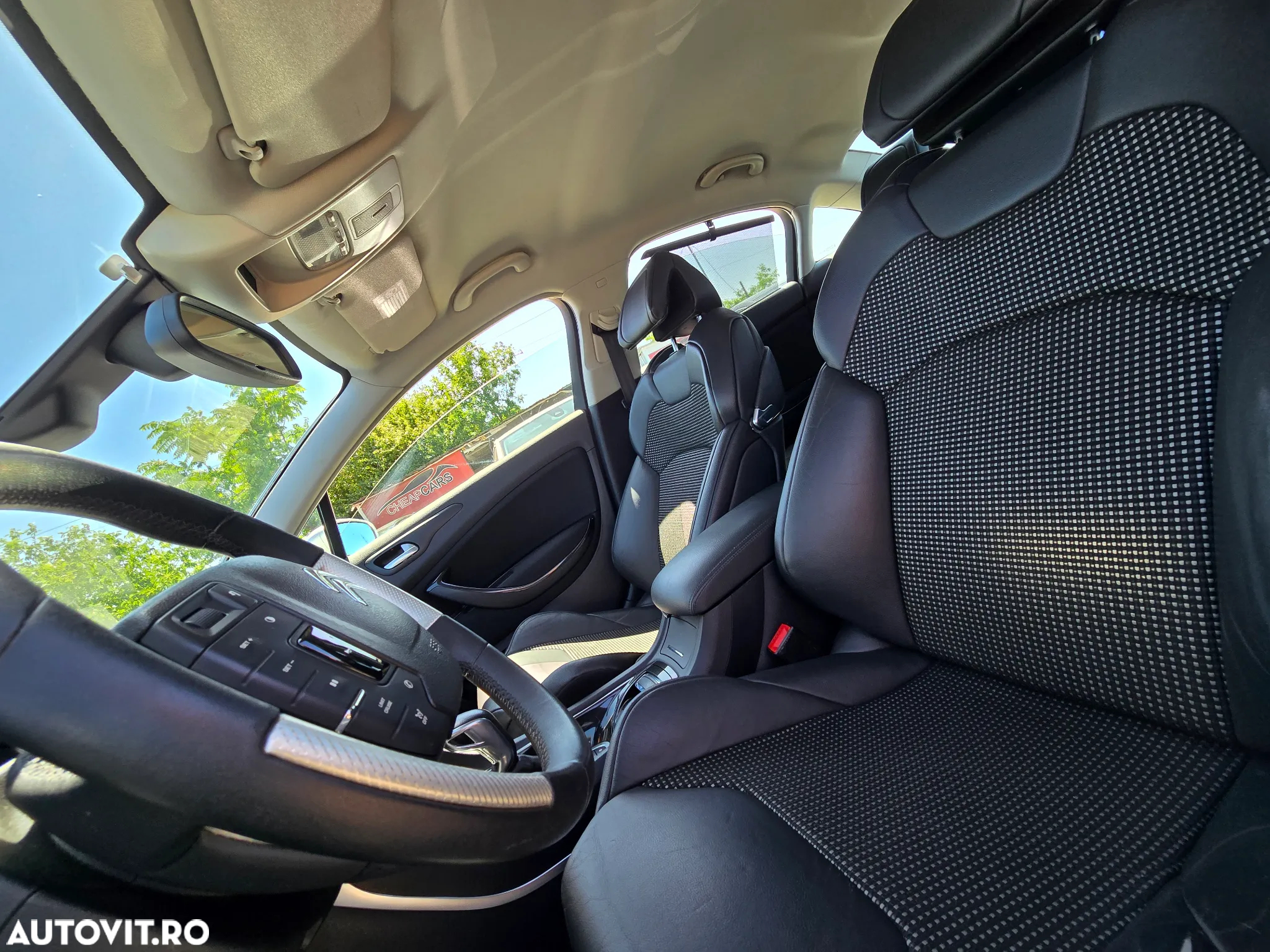 Citroën C5 Tourer 2.0 HDi BVA6 H3+ Exclusive - 8
