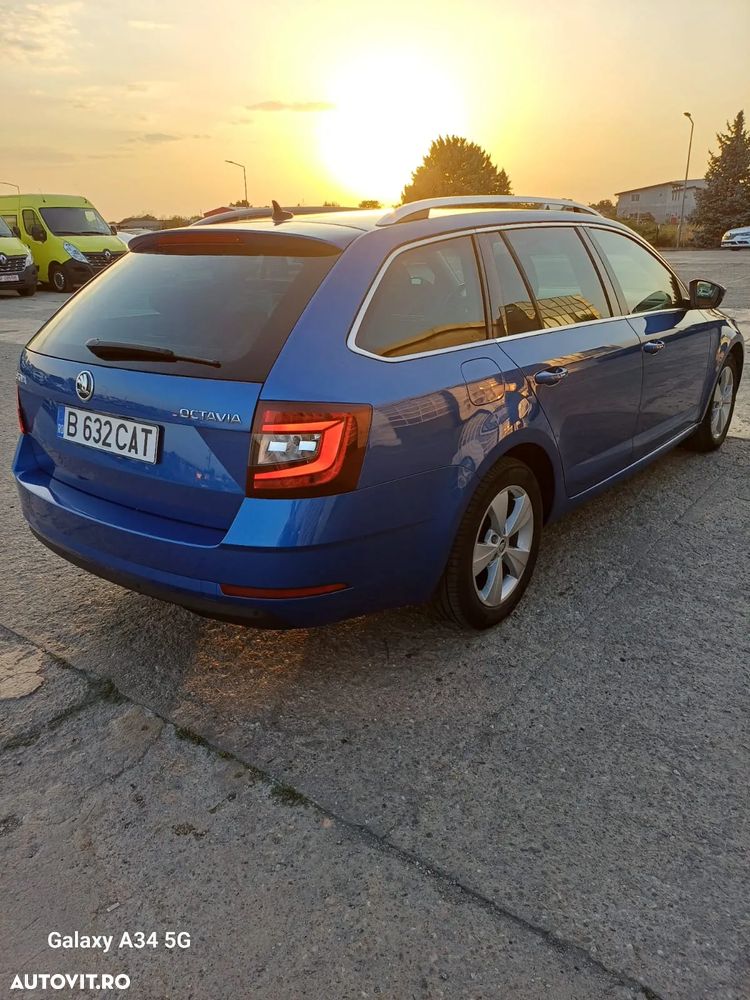 Skoda Octavia Combi Diesel 1.6 TDI Style - 18