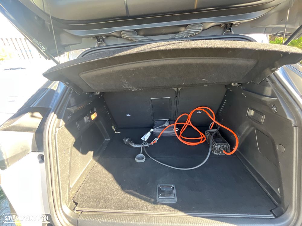 Peugeot 3008 1.6 Hybrid Allure Pack e-EAT8 - 24
